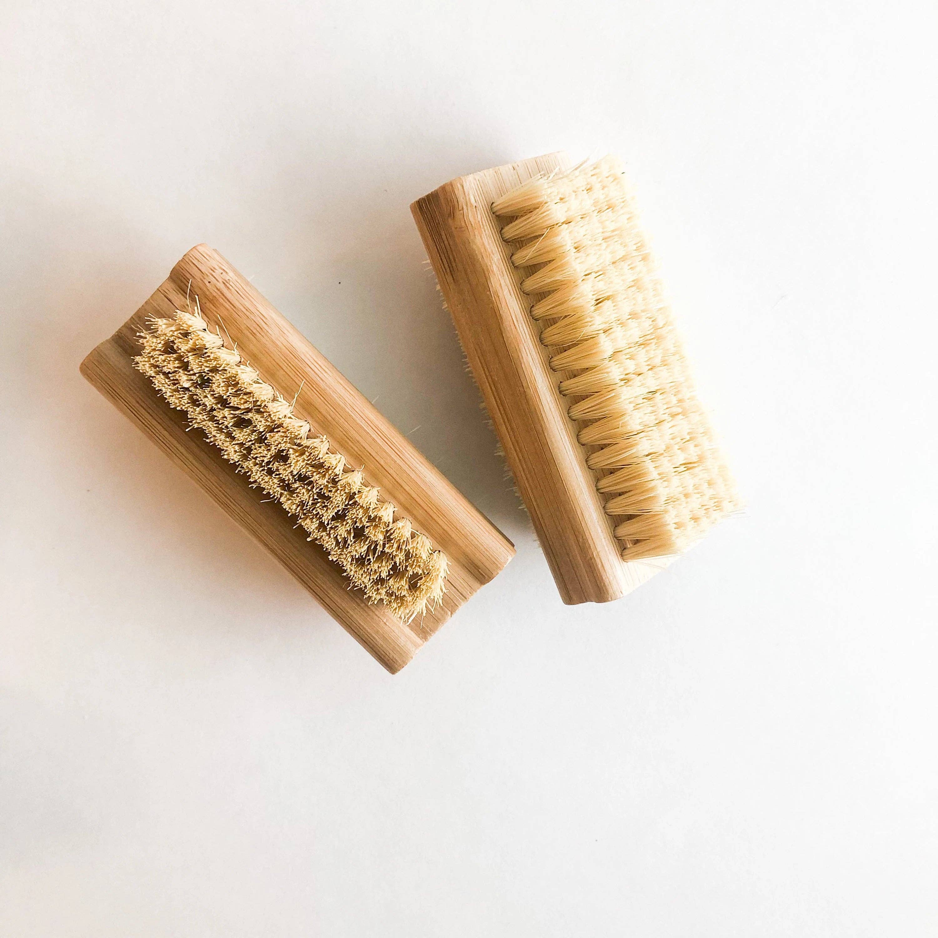 Smile Boutiques - Wholesale Body Brush - Natural Bamboo Nail Brush - Plastic Free Nail Brush4
