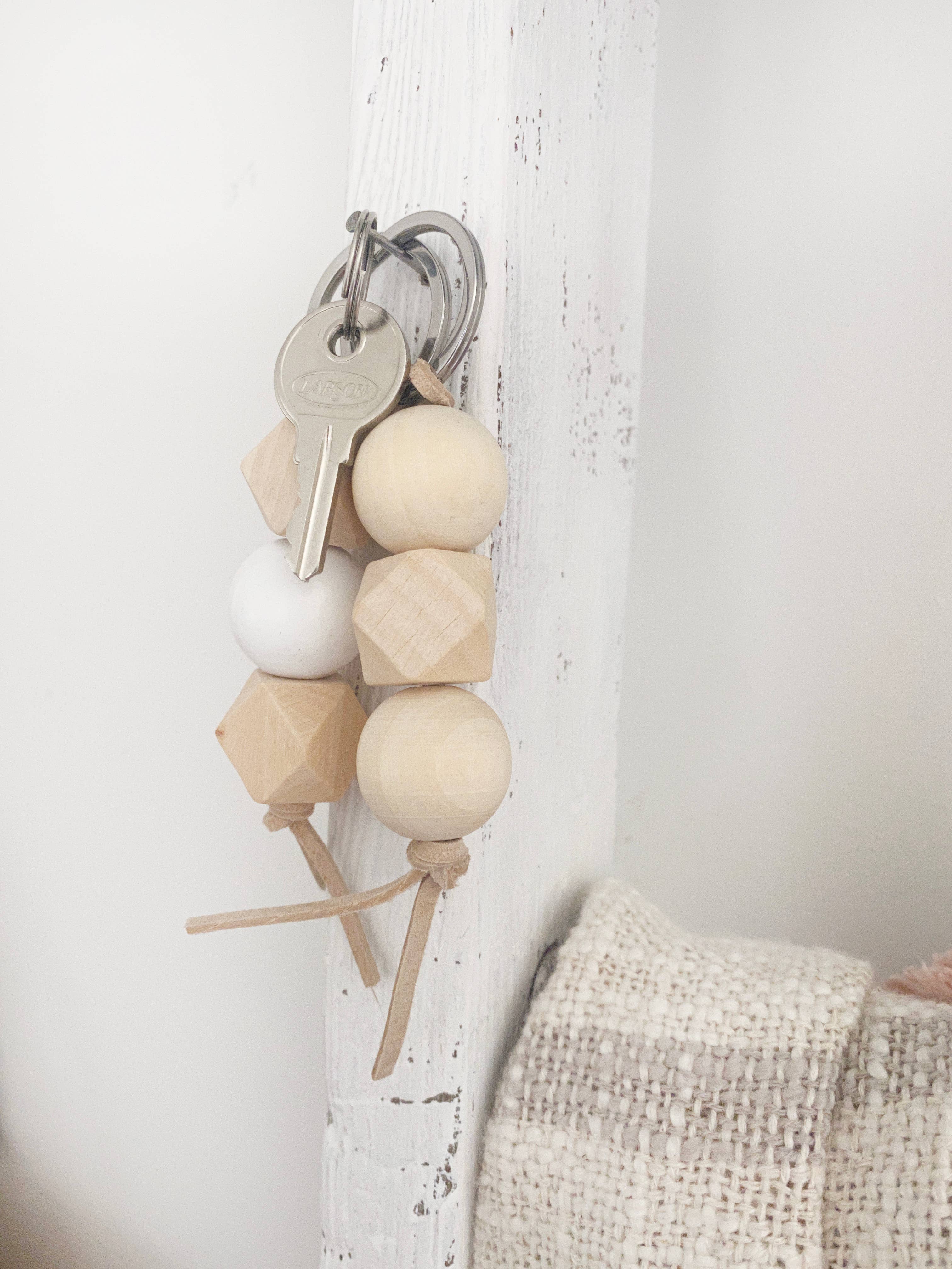 Simply Styled Art - Vente Porte-clés – femme - Porte-clés géométrique de perles de bois bohème17