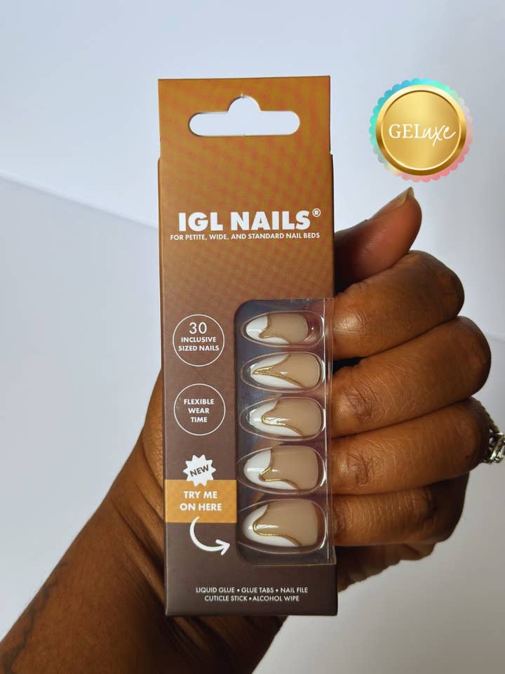 Tanya Geluxe™ Nails – White and Gold Abstract Design for wholesale by IGL Nails