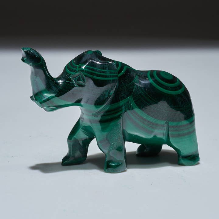 Elefante de malaquita tallado de 0.24 libras para venta al por mayor de Malachite And More