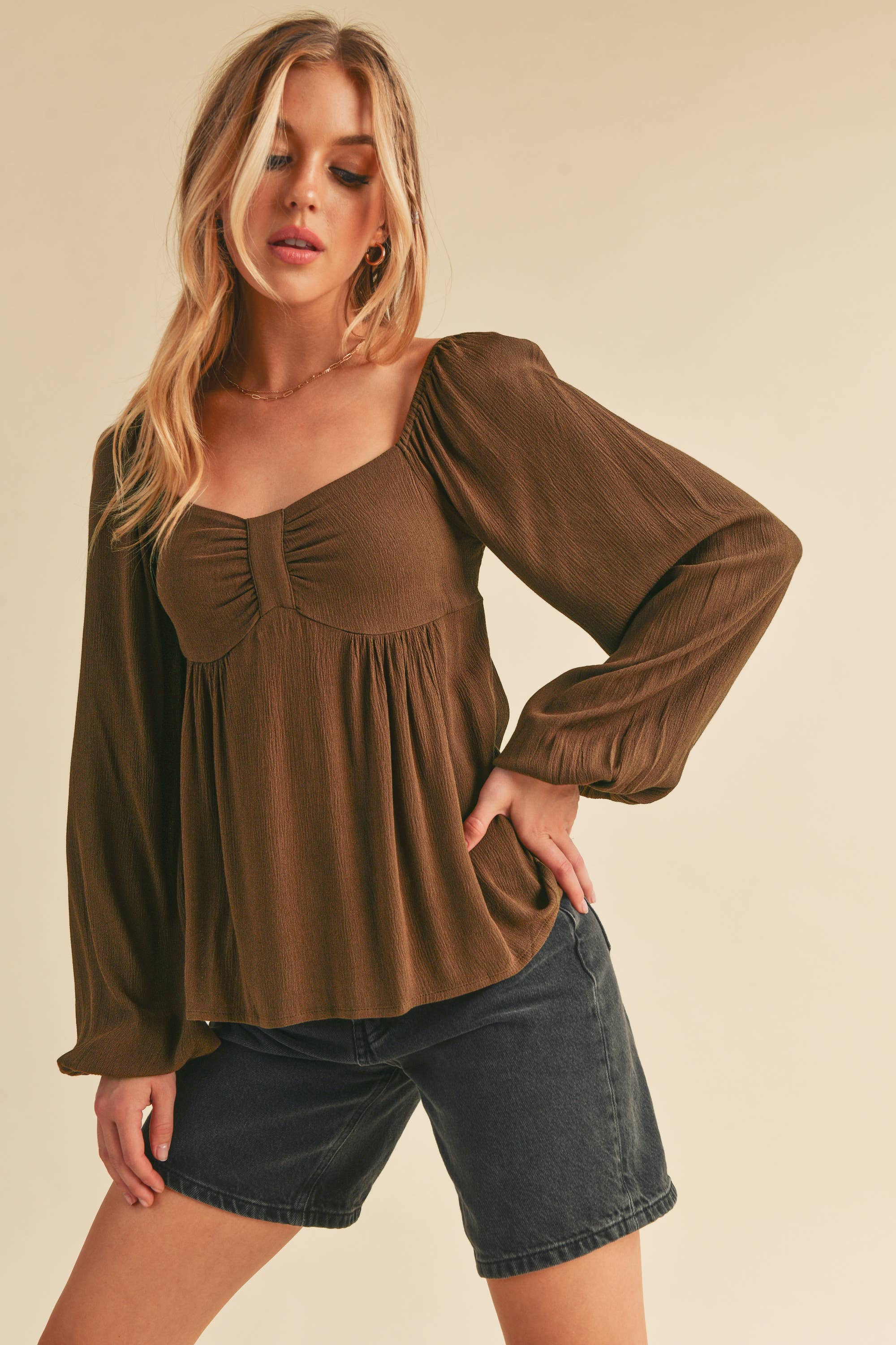 AEMI + CO - Wholesale Blouse - Women's - 8136BK Silvana Top22