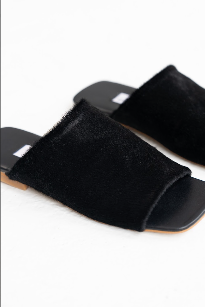 Nenya Fashion Limited – wholesale Slides – Women’s – Flat Slides Piazza2