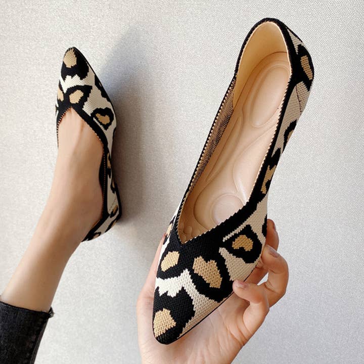 ACCITY - Wholesale Flats - Women's - COMFORTABLE POINTED FLAT SHOES FOR WOMEN_CWSHF000627