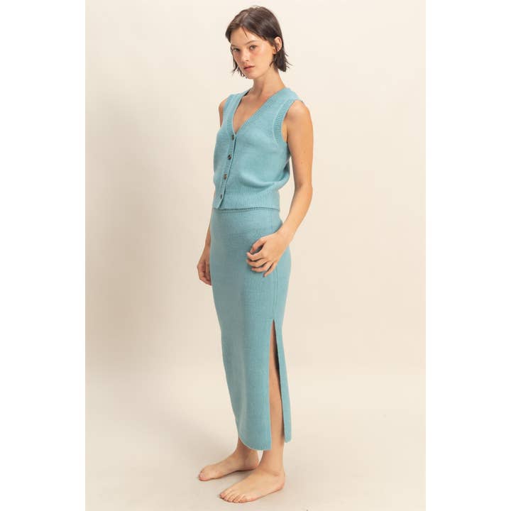 Double Zero - Wholesale Top & Skirt Set - Women's - Button Front Vest & Midi Skirt Knit Set12