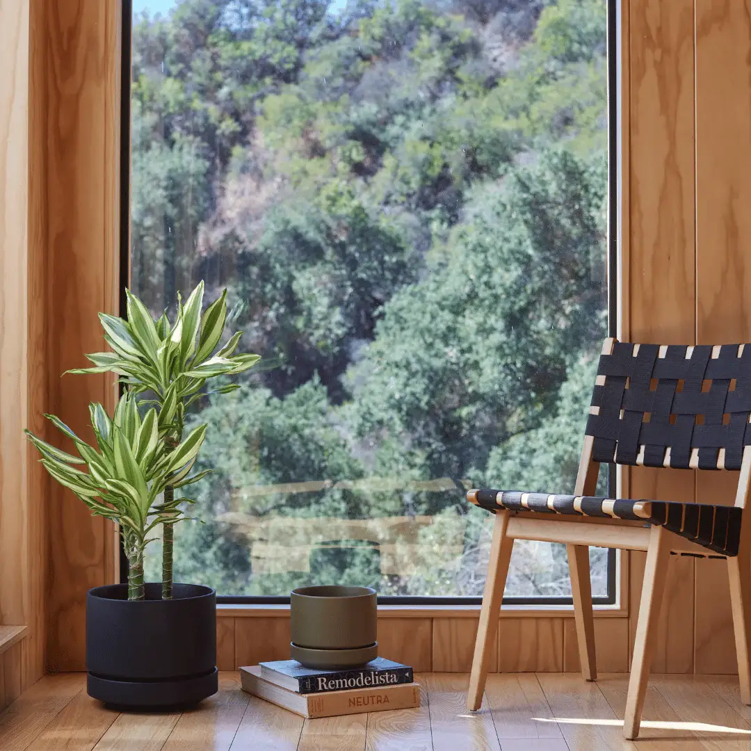 LBE Design - Wholesale Plant Pot Stand - Round Two Planter30