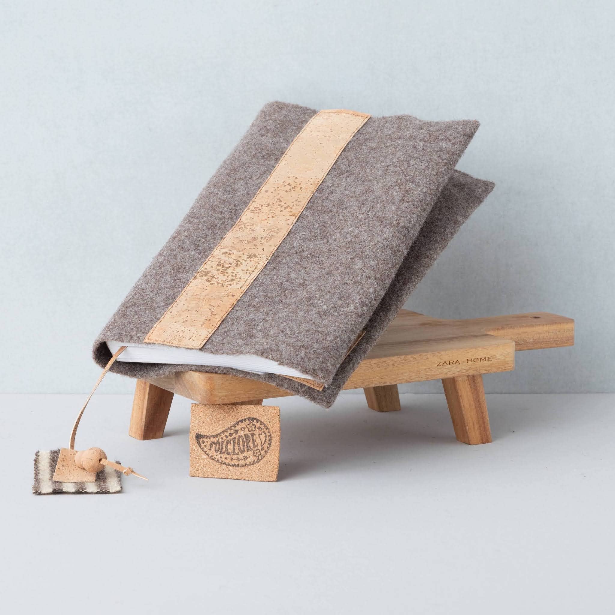 Folclore Crafts - Wholesale Book Cover - Burel and cork book cover1