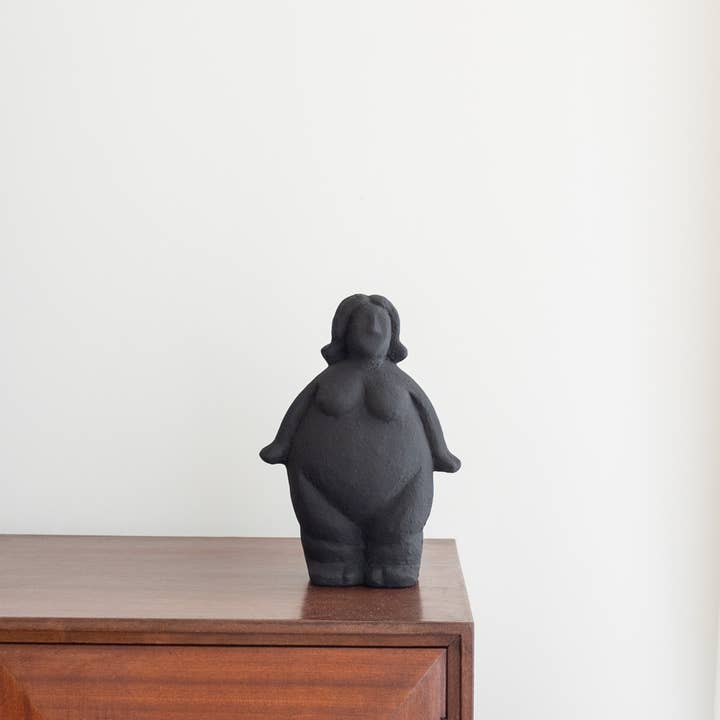 OITO Atelier - Wholesale Decorative Figurine - Woman8