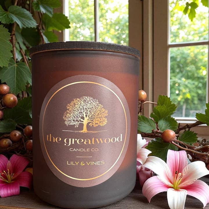 Lilly & Vines 30cl Candle for wholesale by The Greatwood Candle Co.