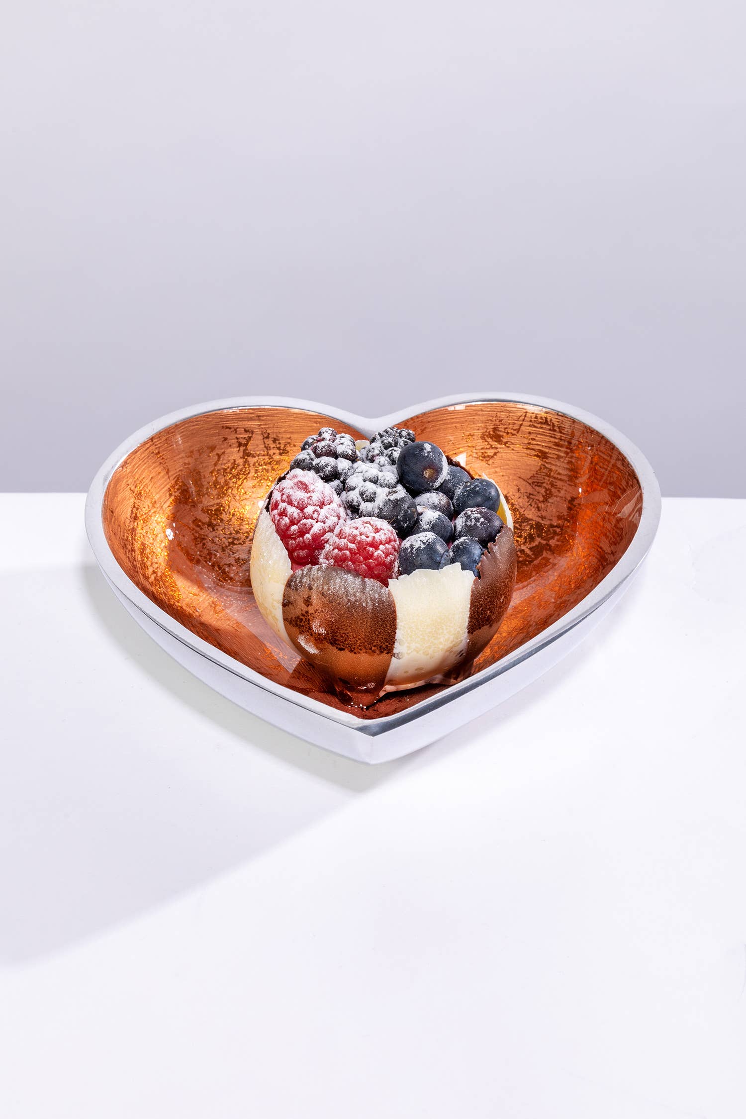 Globe Enterprise – wholesale Decorative plate/dish/bowl – Medium Enamel Heart Dish – Recycled Aluminium1