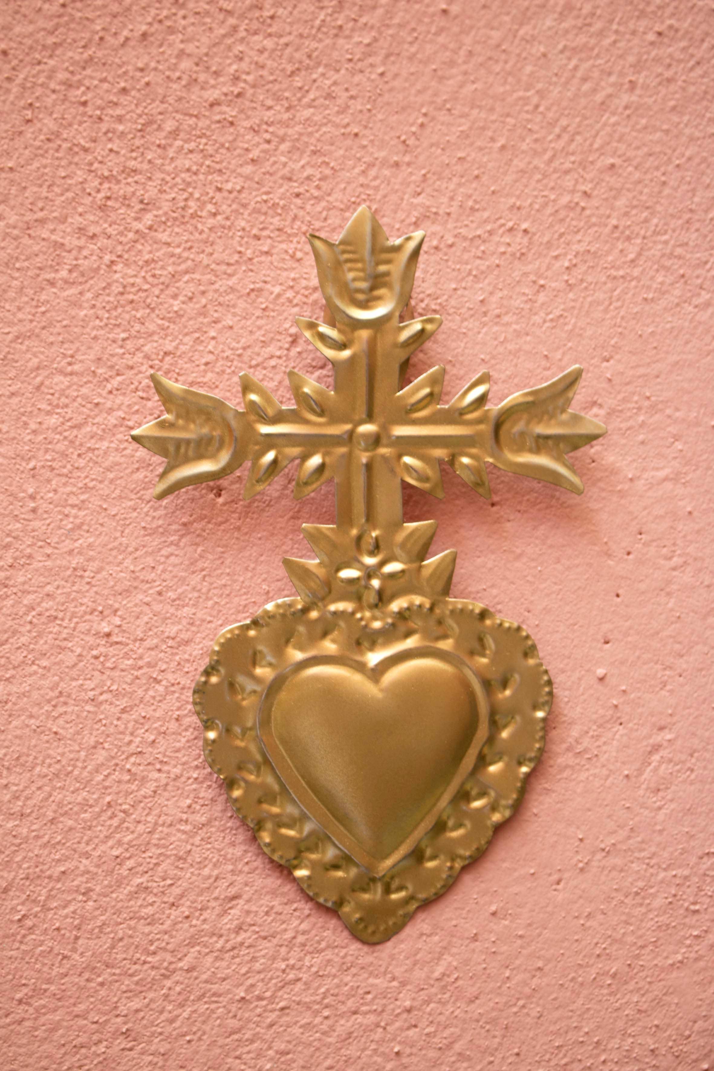 P.I.Project America – wholesale Dekorativ tofs – Gyllene heliga hjärtan - Mexikanska Milagros - Tennprydnader2