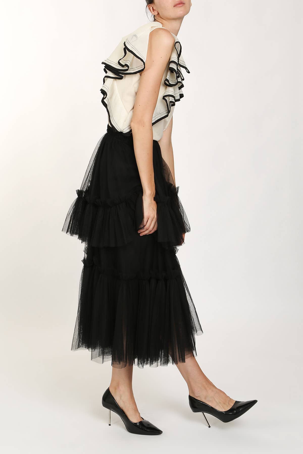 Svart Midi kjol med volanger i mesh PC5129 för wholesale på Faire3