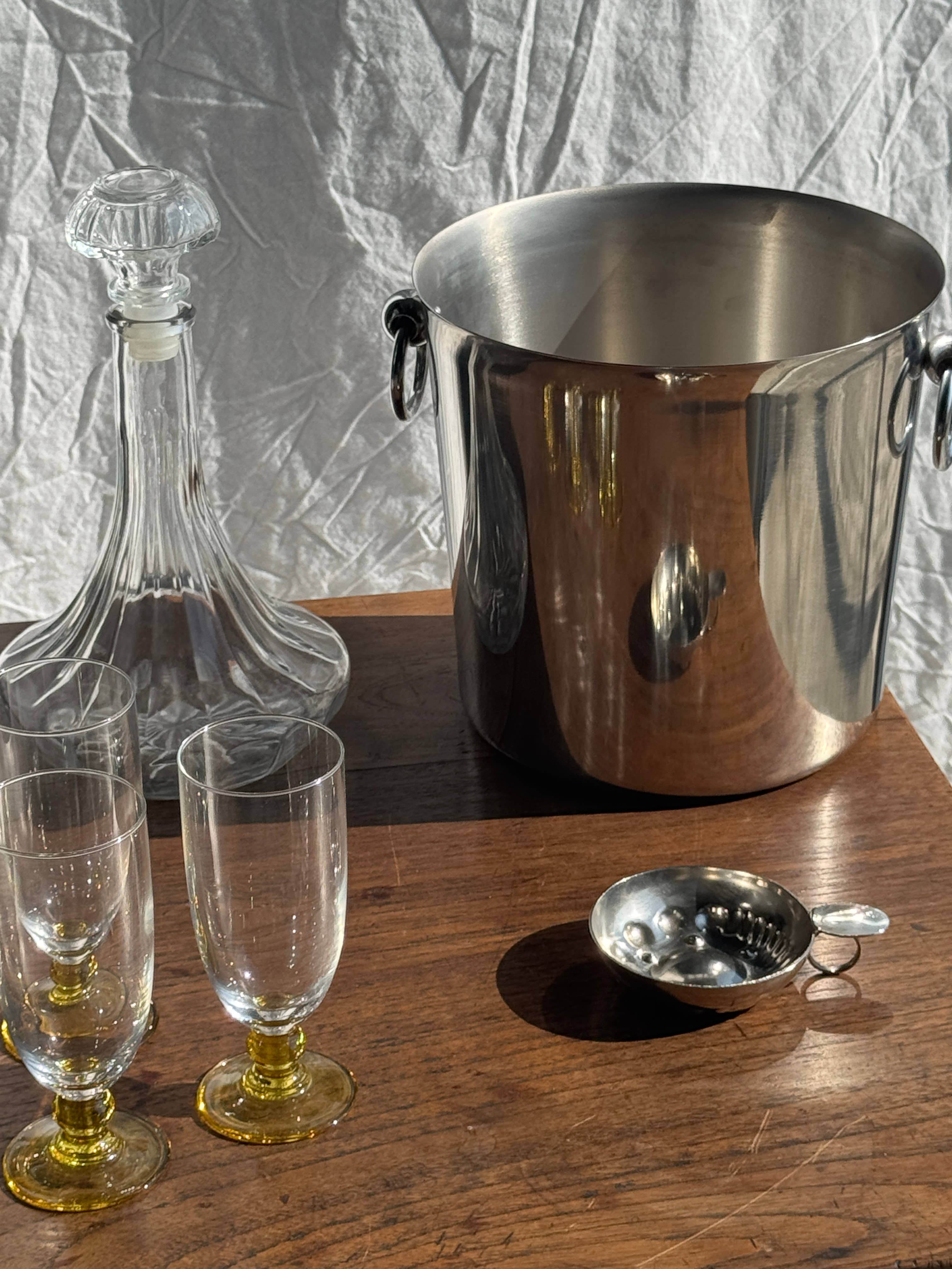 Office Objets - Wholesale Wine Tool Set - Metal wine-tasting cup with handle17