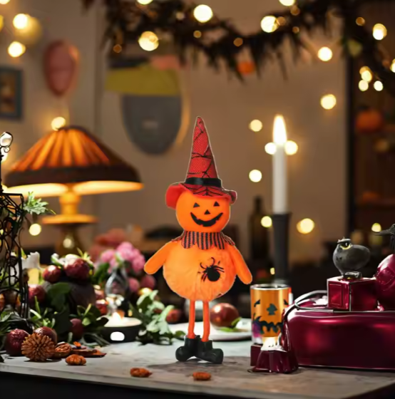 Holiday Farm - Vendita all'ingrosso Decorazione - Ciondolo Bambola di Peluche – Ornamenti Zucca & Strega - All'ingrosso1