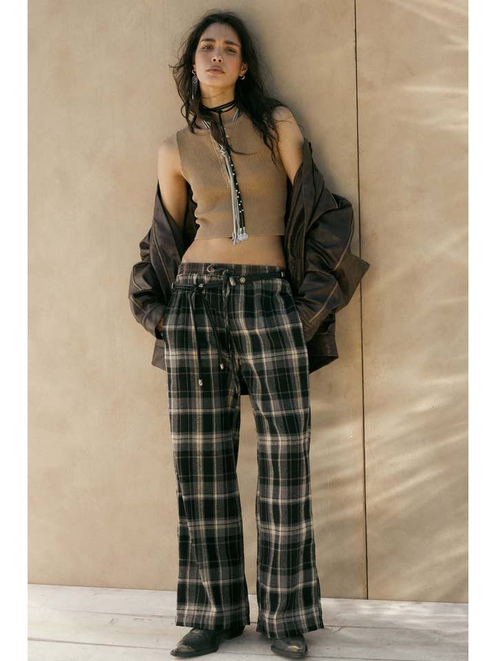 Promesa USA - Wholesale Pants - Women's - Plaid Flannel Wide-Leg Drawstring Pants3