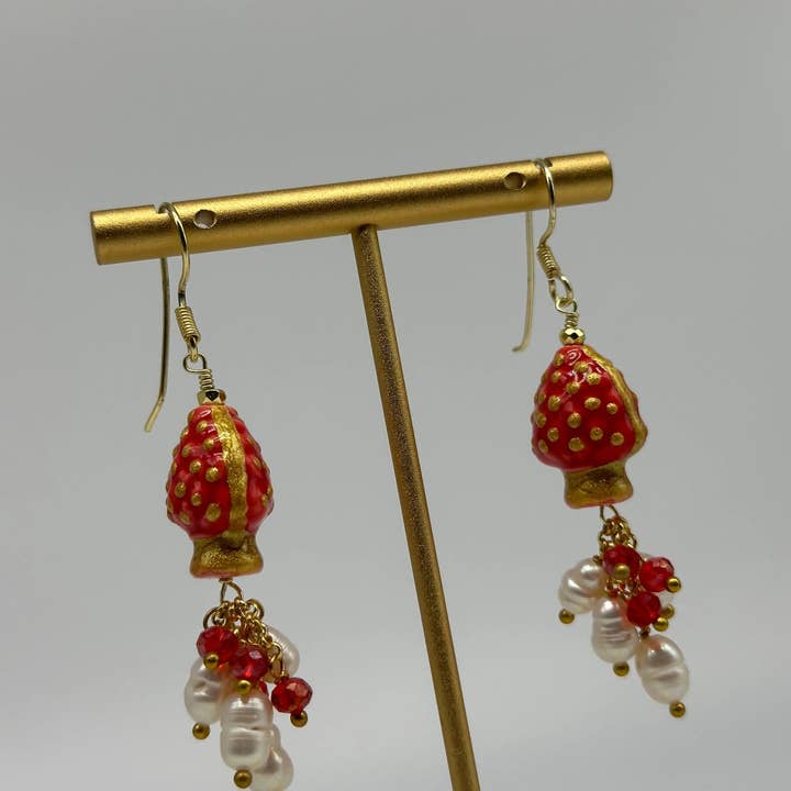 DD Ceramiche Siciliane – wholesale Dangle earrings – Pigna Rosso Ceramica di Caltagirone Handmade Earrings, stones and pearls1