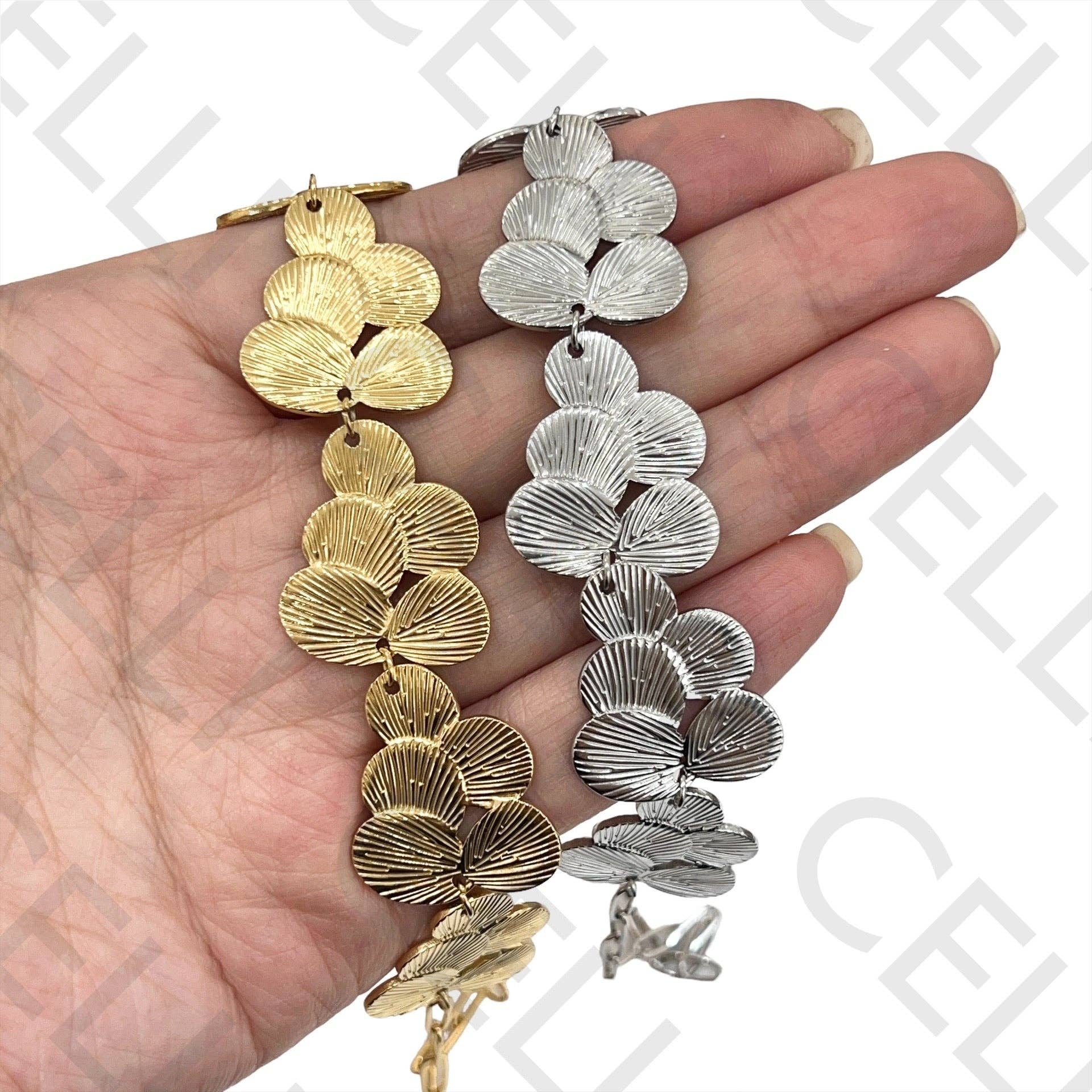 Celli Biju – wholesale Stora halsband – Stål halsband med lövdesign0