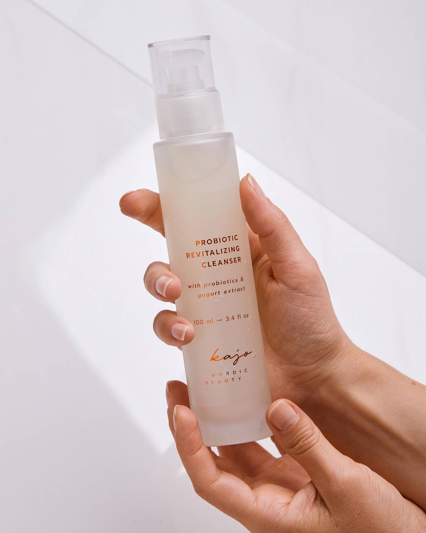 Kajo Cosmetics Oy – Großhandel Gesichtsreinigung – Probiotisches revitalisierendes Reinigungsgel2