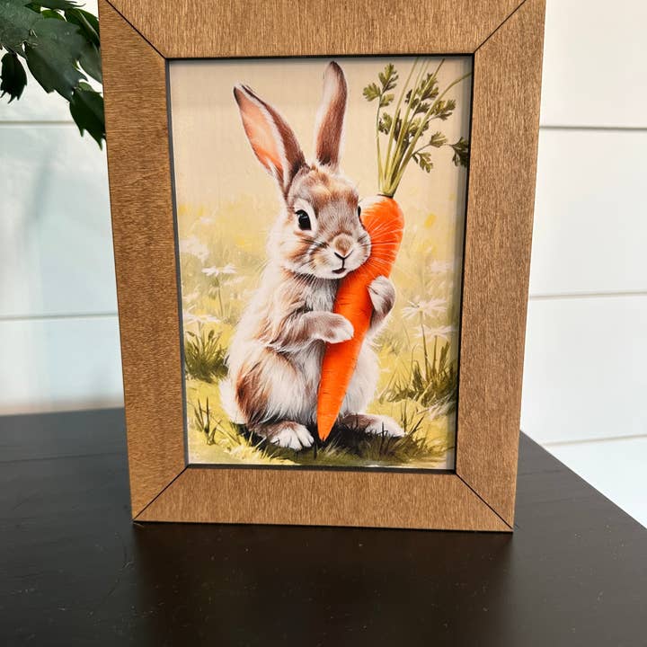 Coelho da Colheita com Cenoura em Moldura de 6,5x8,5” por atacado de Farmhouse Decor & Co.