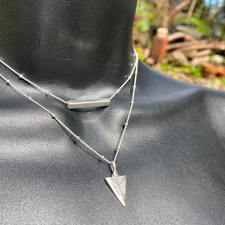 Callie Capps Silver – Engroshandel Halskæde med vedhæng – Lille pilespids vedhæng1