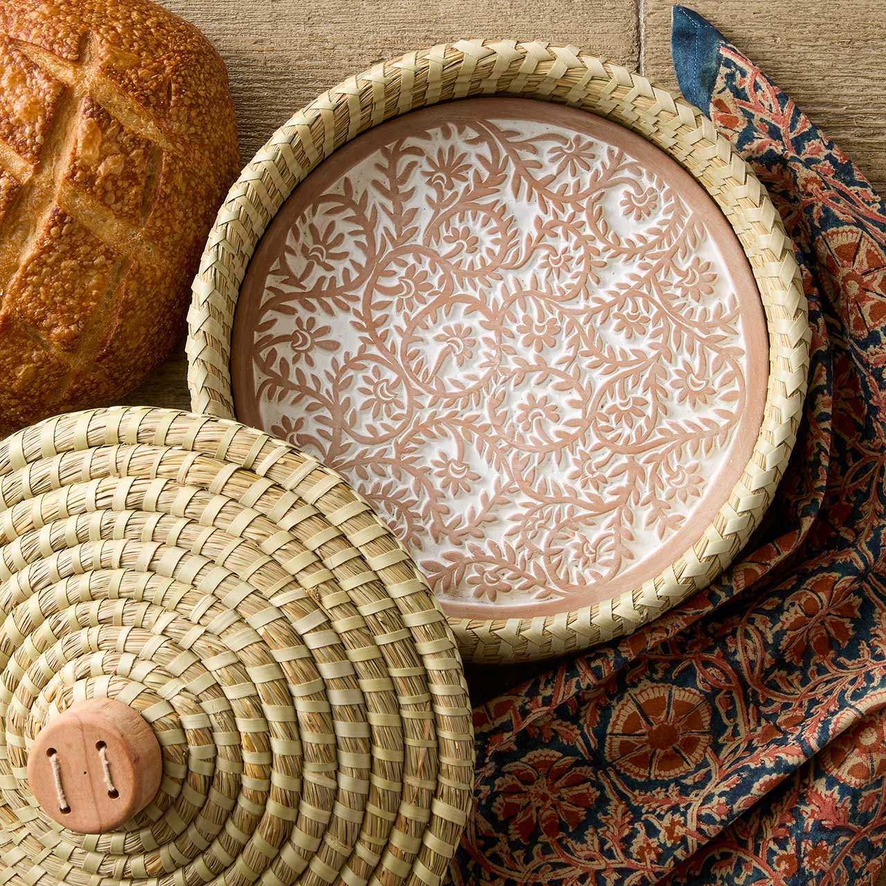 SERRV International - Wholesale Dinner & Cloth Napkin - Compass Paisley Kalamkari Napkins - Set of 41