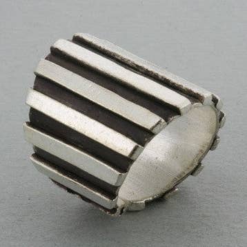 Bague Ox/Pol Groove - Argent pur pour la vente par Makers & Providers