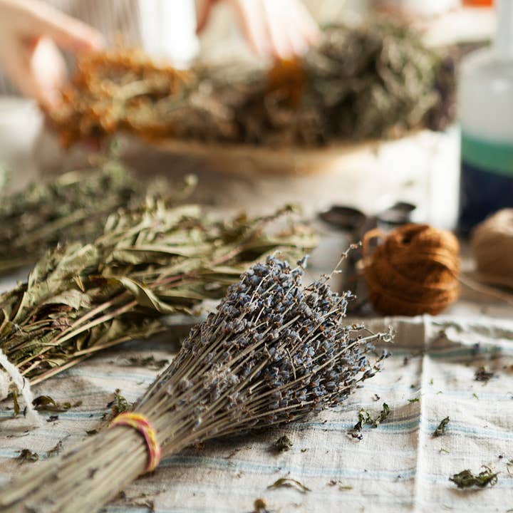 Himmelgrün GmbH - Wholesale Incense - Incense - a source of power/heart's courage5