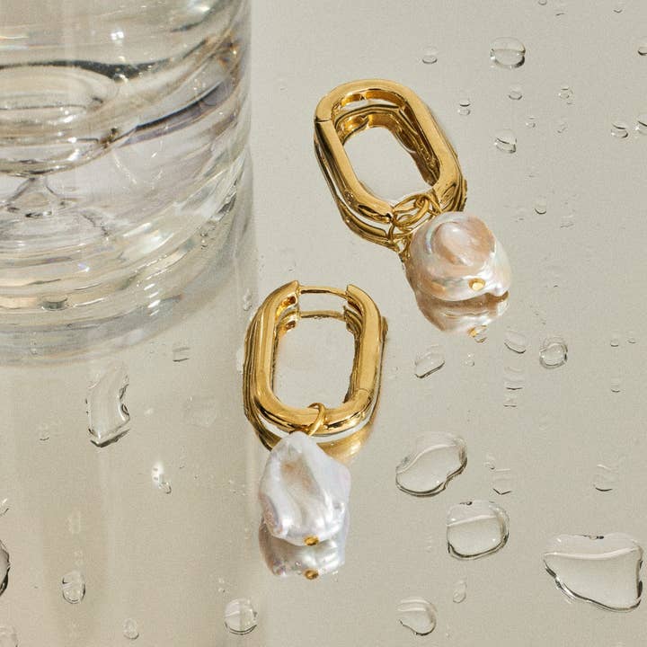 Boucles d'oreilles Pyla Hoop en perles pour la vente par Lait & Lune