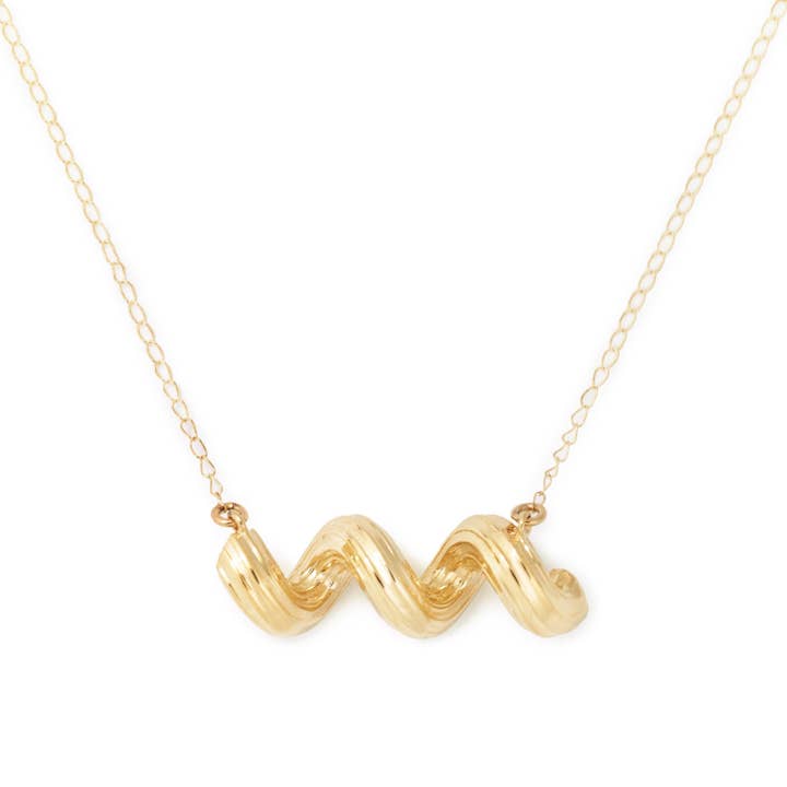 Delicacies Jewelry - Vente Colliers à pendentif - Collier de pâtes Cellentani, plaqué or jaune par Delicacies Jewelry - Chaque achat aide à lutter contre la faim ! (Cadeau gourmand, bijoux alimentaires)