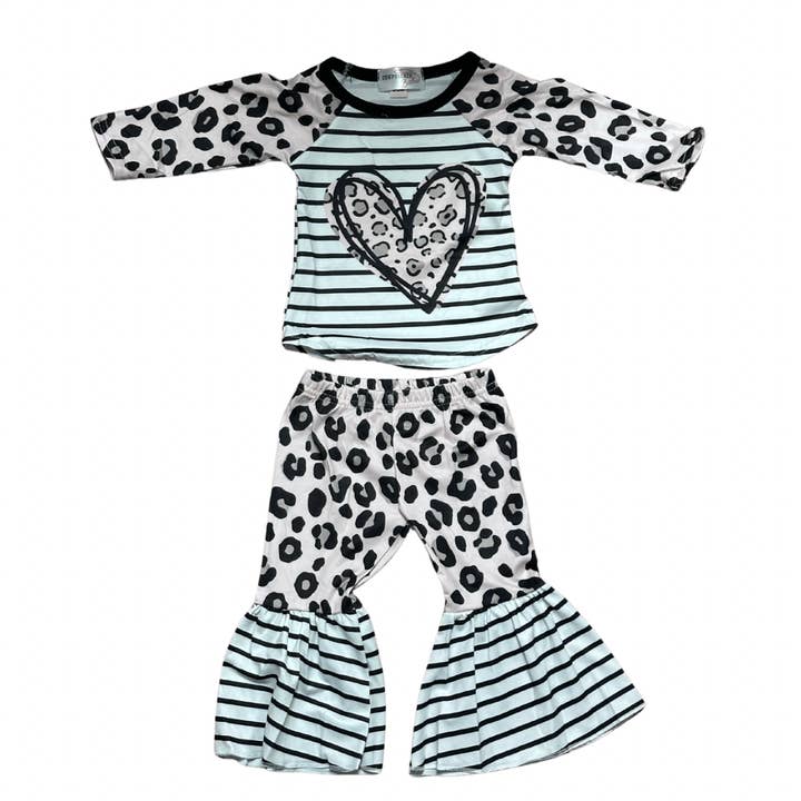 VALENTINE LOVE for wholesale by Cowpuncher Babe