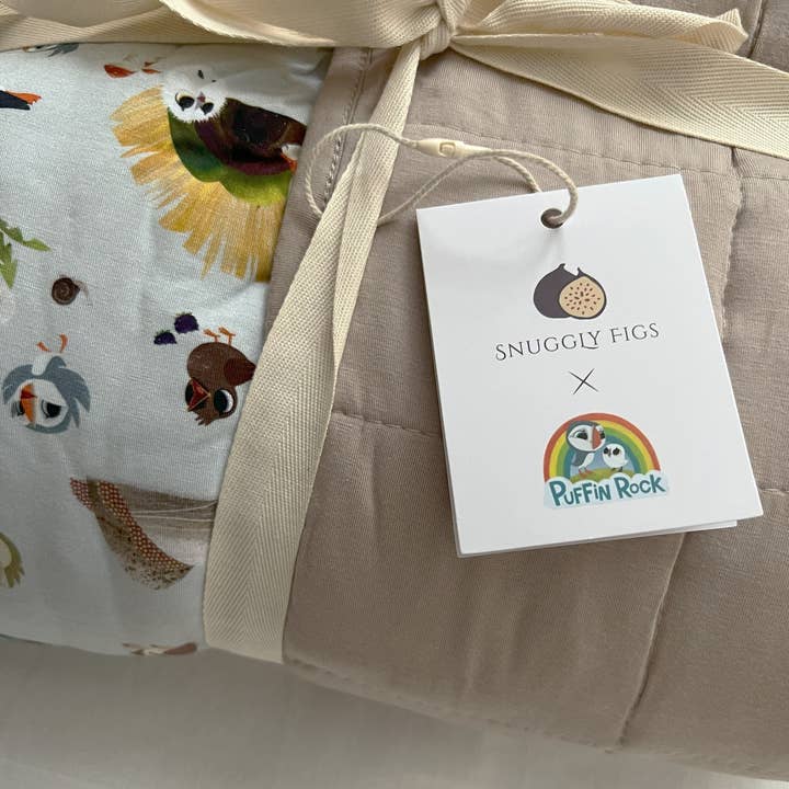 Snuggly Figs™ X Puffin Rock™ - Ocean Wonders - Bambus Tæppe for engroshandel hos Snuggly Figs Ltd.