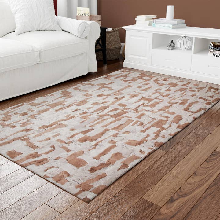 Bruin en Wit Rex Konijnenbont Tapijt – Handgemaakt Luxe Zacht Bont Tapijt, Op Maat Gemaakt Vloerkleed voor wholesale door Karelias And Sons