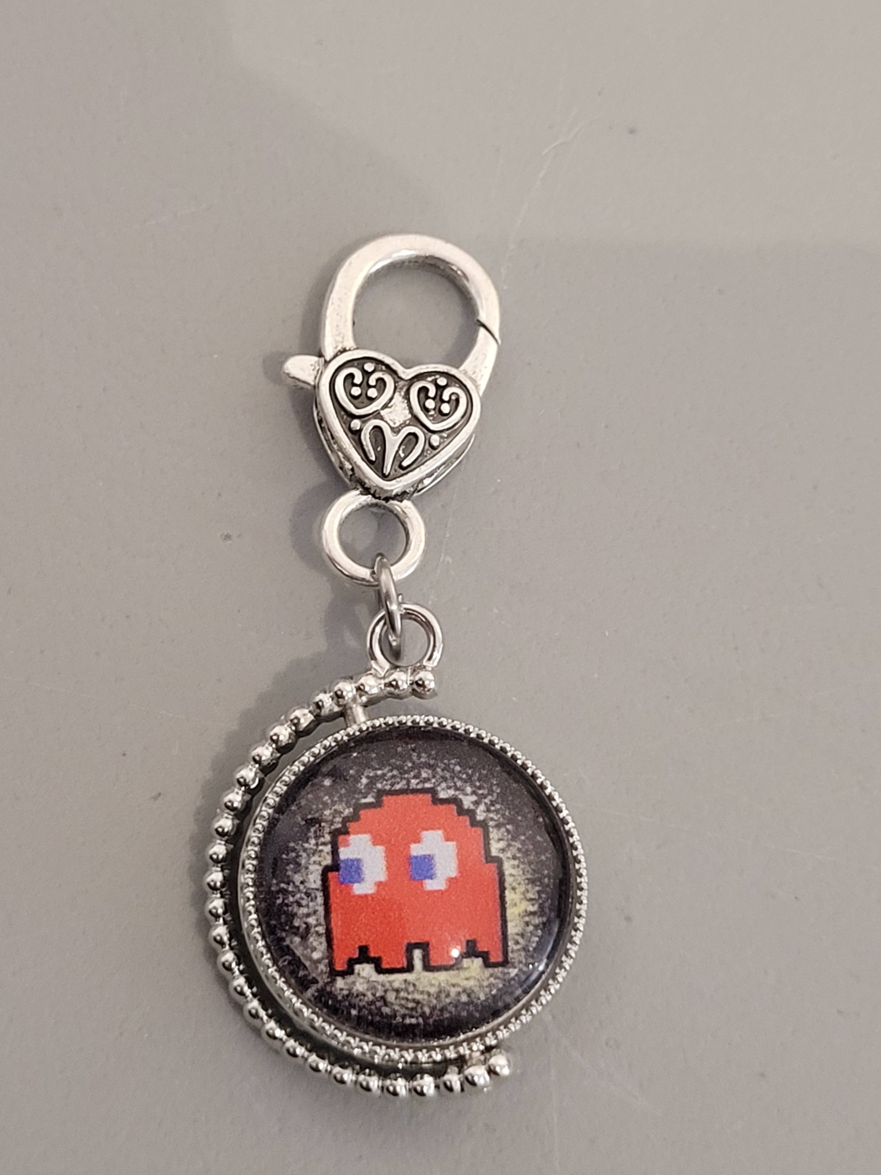 Con-Quest Crafts – wholesale Keychain – Unisex – Gaming Inspired Fidget Charms double-sided  keychain11