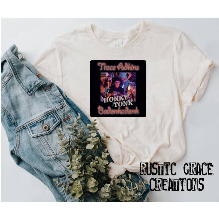 T ADKINS | Nødlidende Tee |Unisex T-shirt for engroshandel hos Rustic Grace Creations