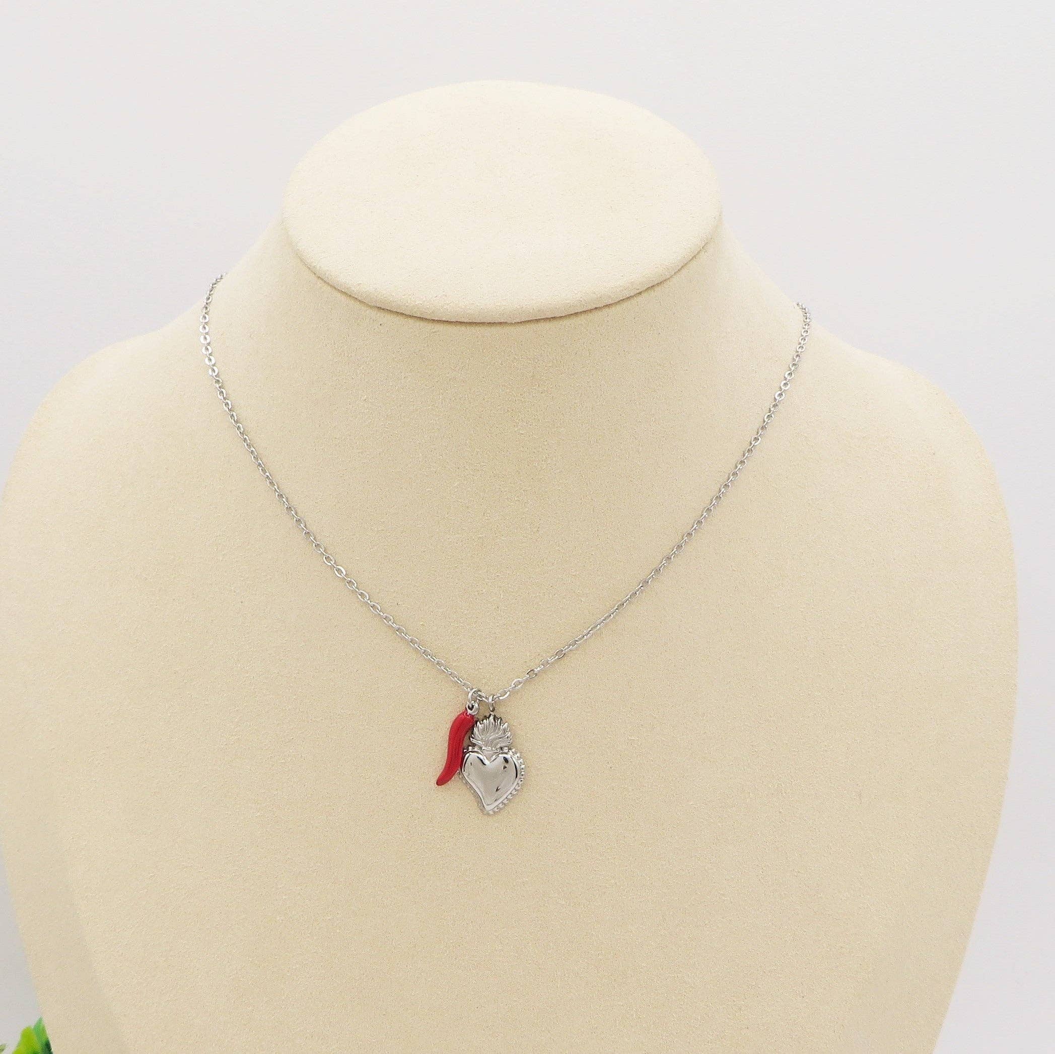 Daemon srls - Vente Colliers à pendentif - SACRED LUCKY ~ Collier avec charms cœur sacré et cornet en acier inoxydable0