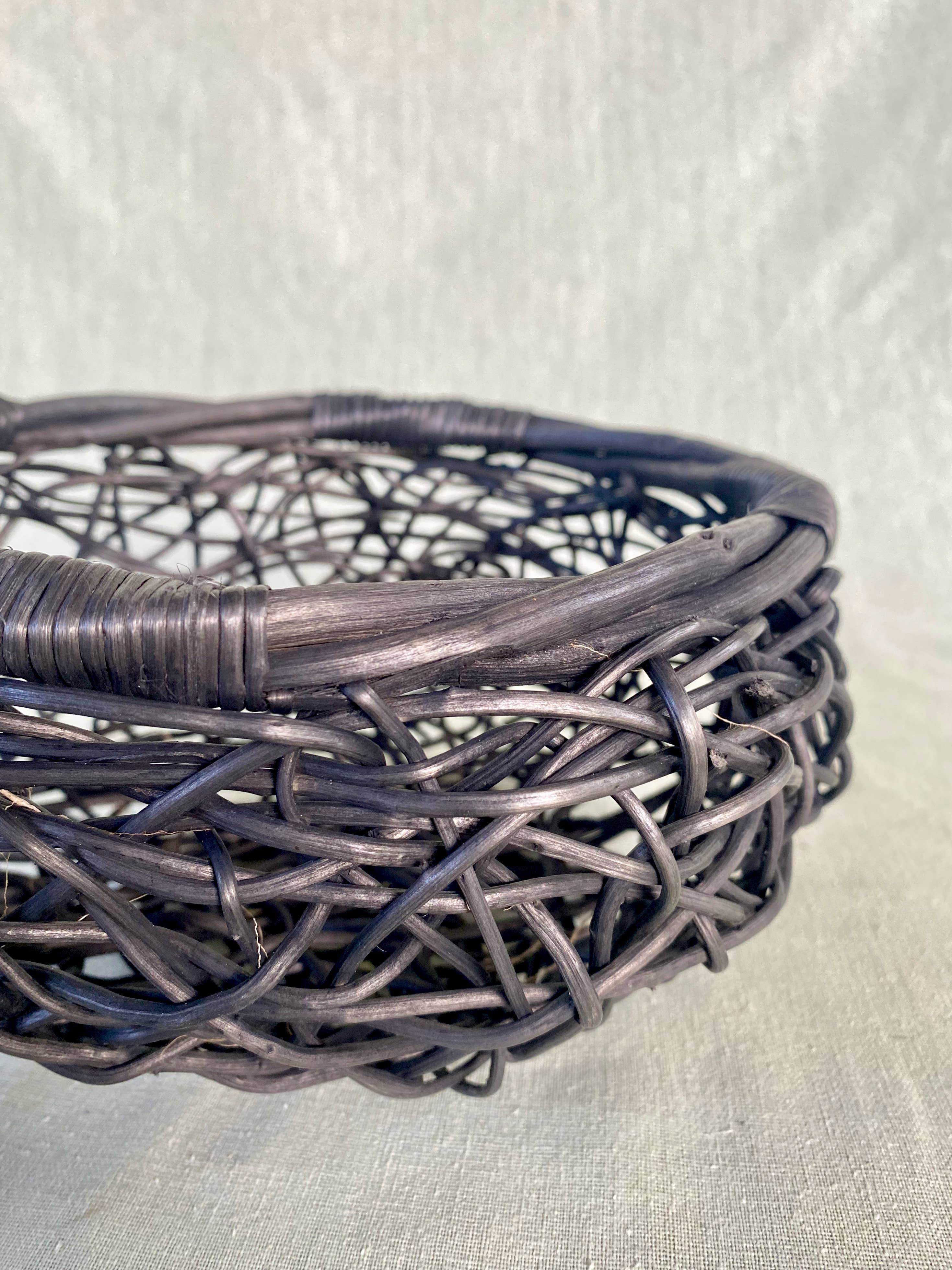 Natural Frutero de Tejido Abierto Cesta Decorativa de Acento Natural Hecha a Mano de venta al por mayor en Faire5