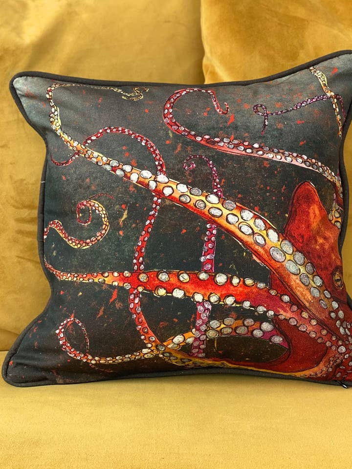 Cuscino Red Octopus (imbottito) per la vendita all'ingrosso da parte di Dollyhotdogs