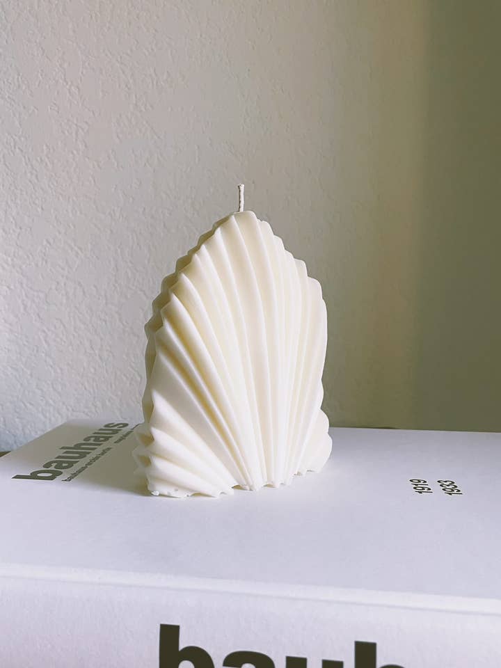 Isle of Palms Candle for wholesale by Wax and Stone