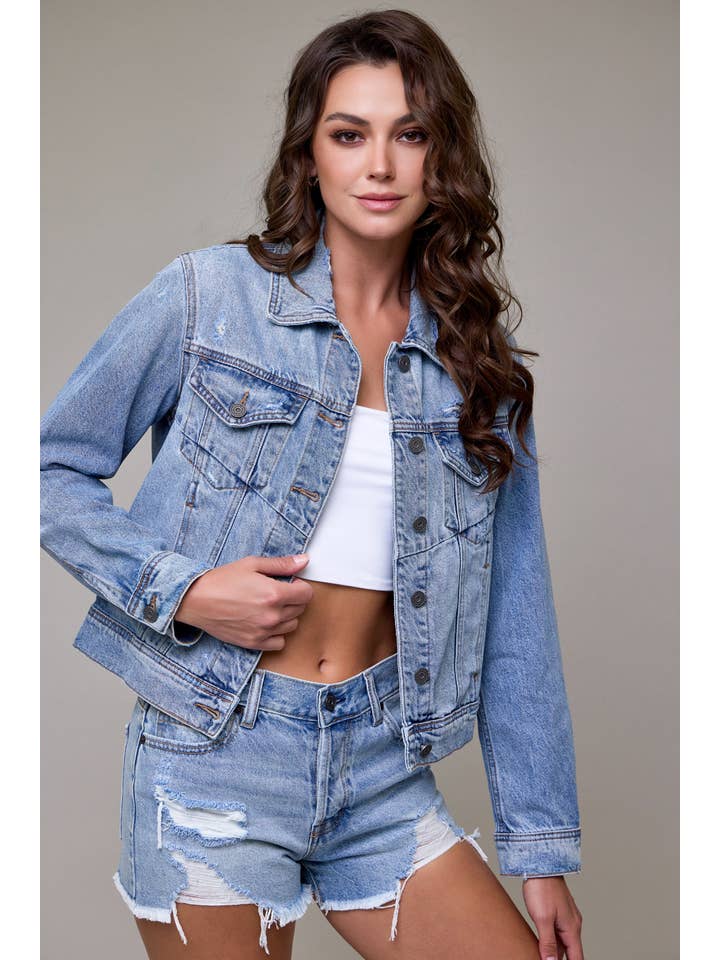 Hidden Jeans - Wholesale Denim Jacket - Women's - Light Wash Fitted Trucker Jacket7