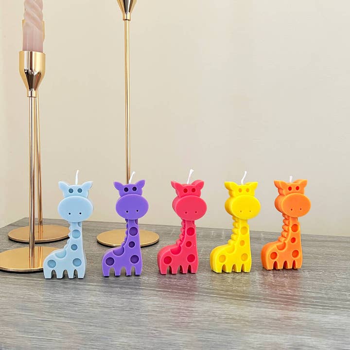 Eli and Things - Wholesale Novelty Candle - Soy Wax Giraffe Shape Pillar Candle5