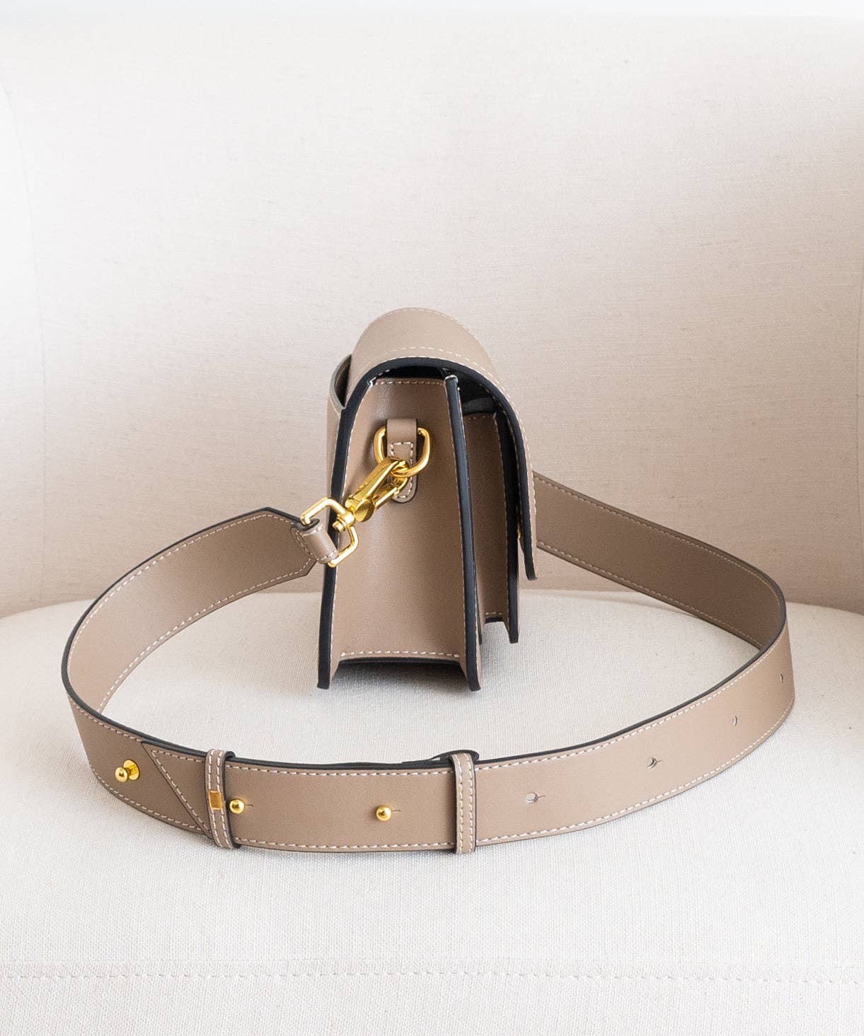 AALLYN – Großhandel Umhängetasche - Damen – Ingrid Umhängetasche - Leder47