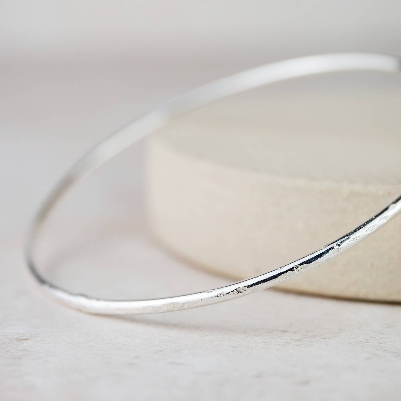 Lucy Kemp Jewellery – wholesale Bangle bracelet – Sterling Silver Geo Circle Bangle1