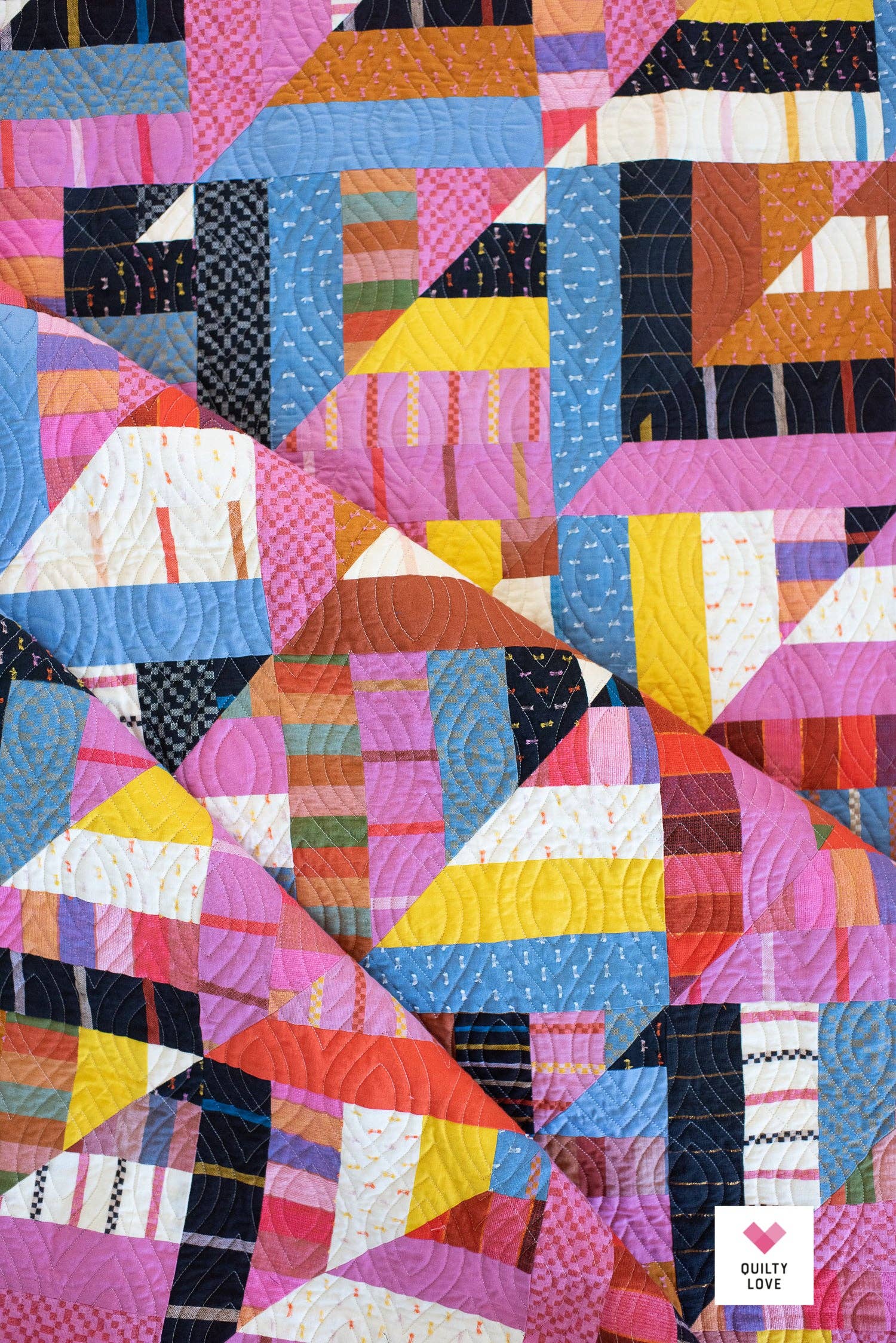 Quilty Love - Wholesale Craft Sewing Kit - Lucky Log Cabins PAPER Quilt Pattern10