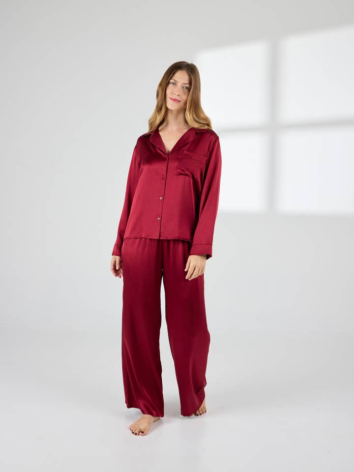 Victoria set for wholesale by A.ROSE