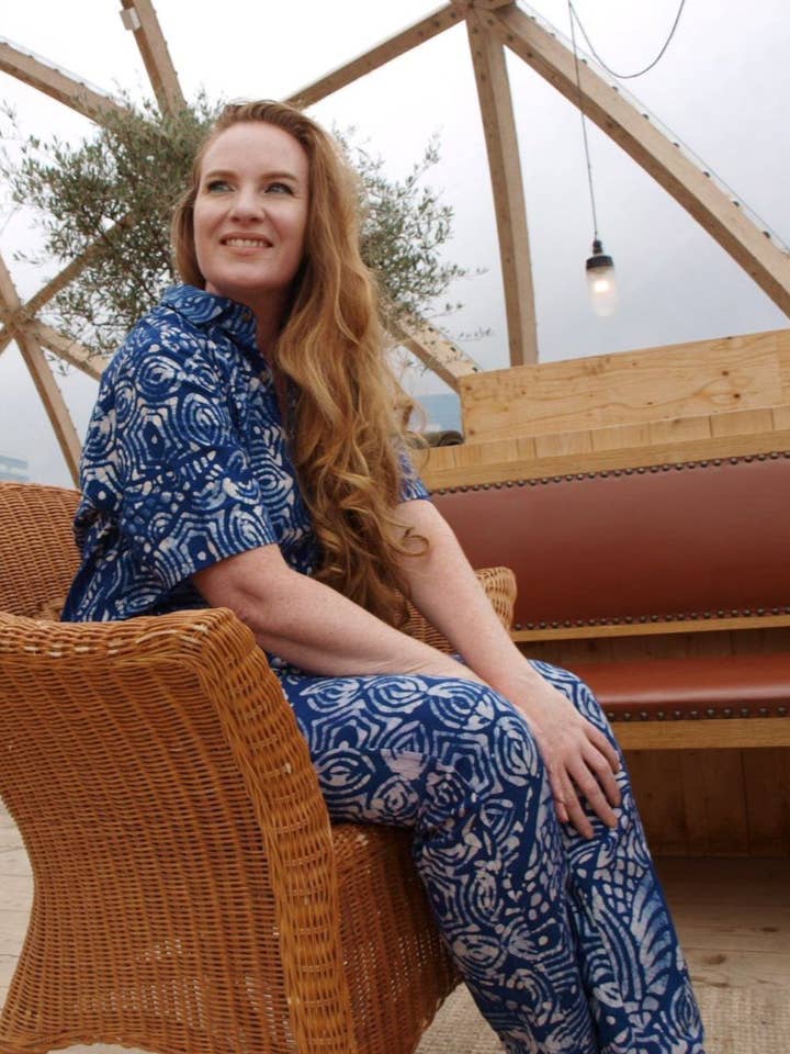 Todelt økologisk bomuld. Unisex pasform. for engroshandel hos The Text Style