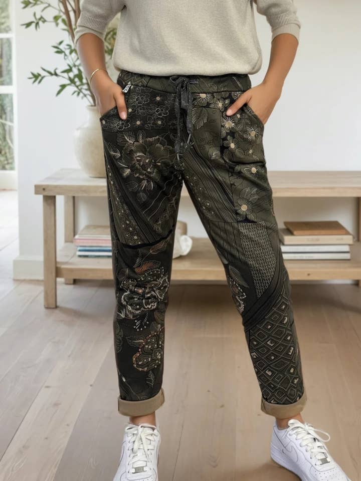 39F00P89-94-Suede trousers with front pocket and print for wholesale by ZAFA PARIS