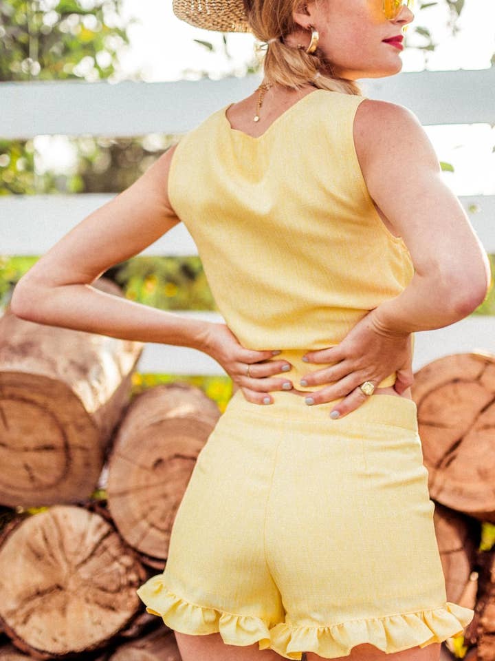 Lucca Couture – wholesale Shorts – Women’s – DANIELLA RUFFLE HEM SHORTS3