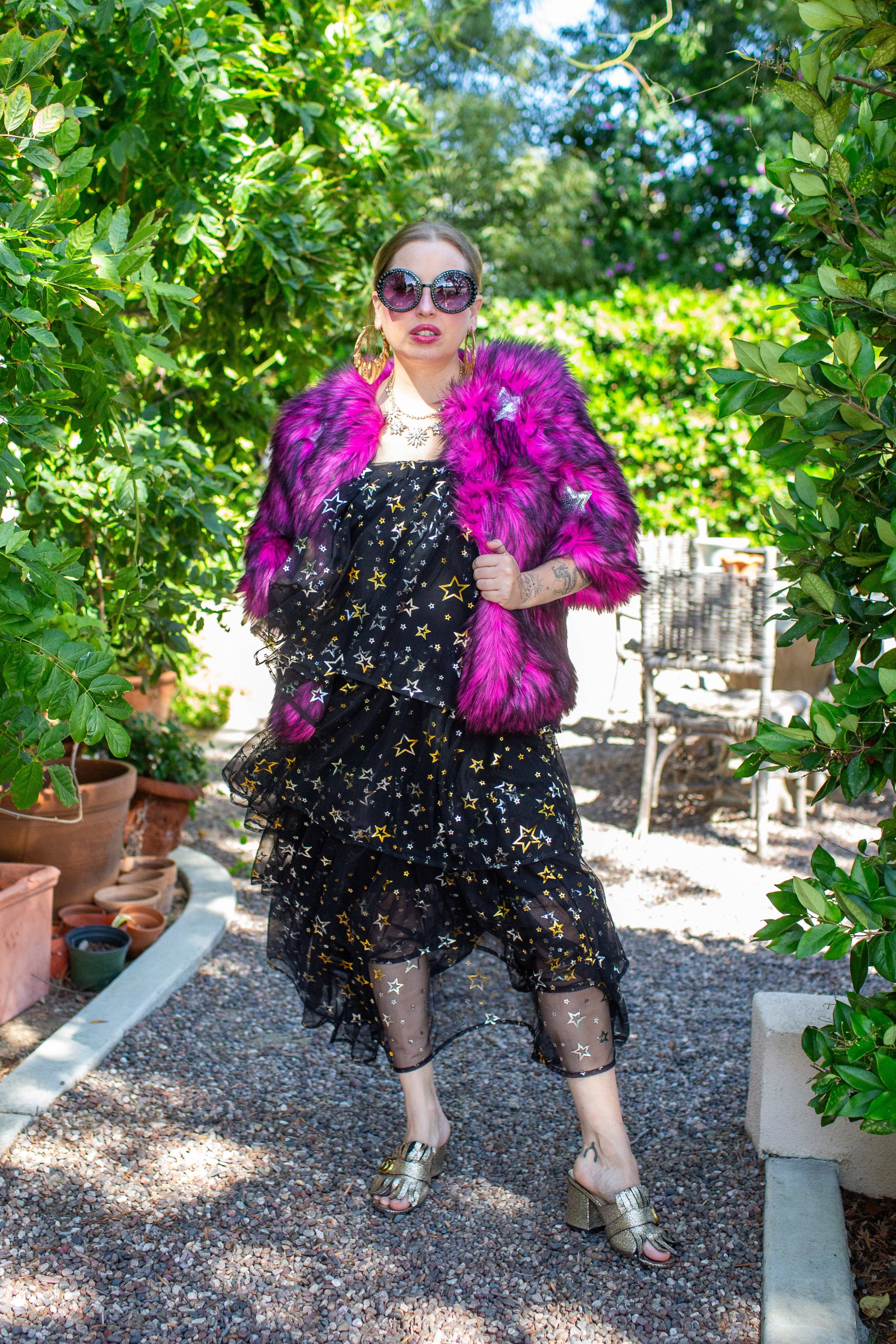 Jennafer Grace - Vendita all'ingrosso Giacca - Donna - Giacca in ecopelliccia Planet Queen colore Monster Pink8