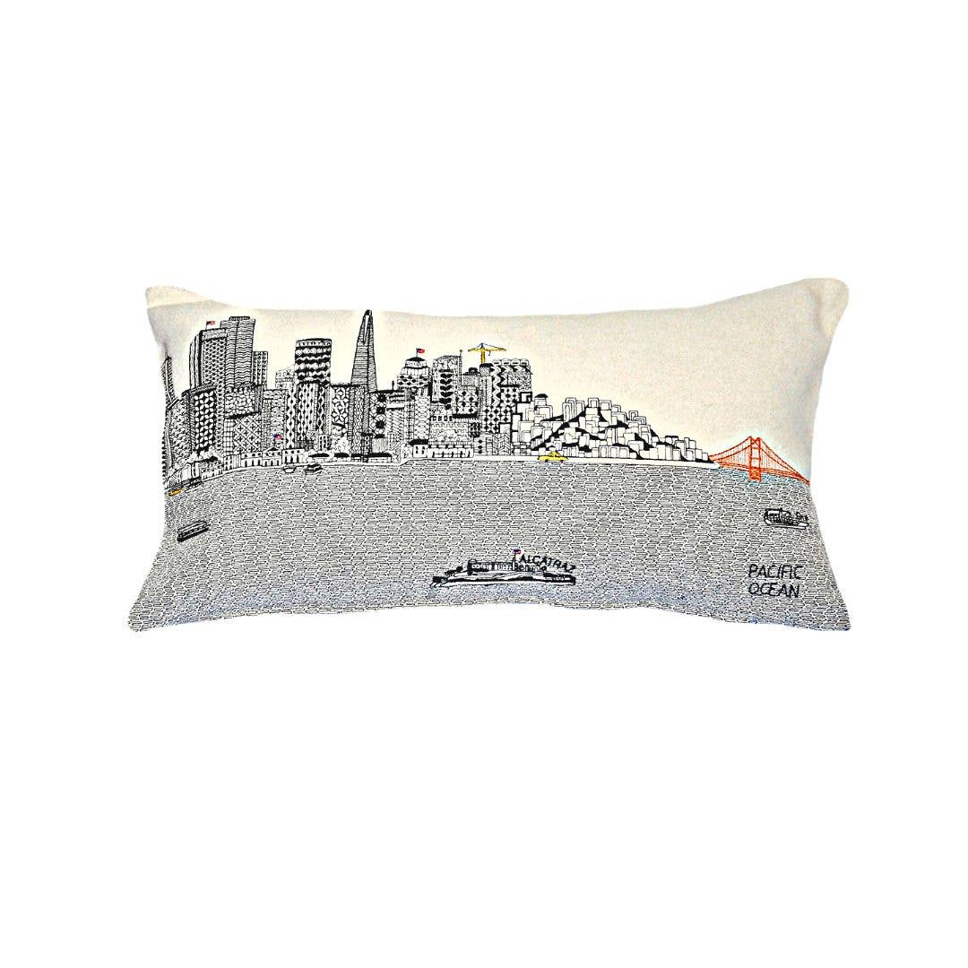Beyond Cushions Corporation - Venta al por mayor Cojín decorativo - Almohada Prince San Francisco de 61 x 35,5 cm.0
