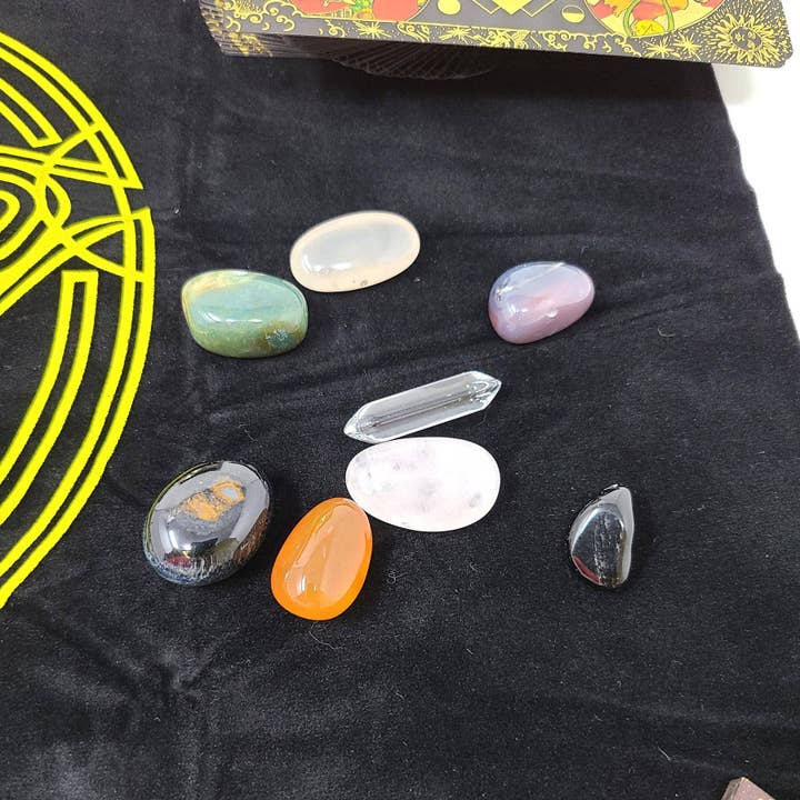 GREENROOTS USA LLC - Venta al por mayor Cartas del tarot - Juego de tarot Rider-Waite en caja de regalo con lámina de oro negro2