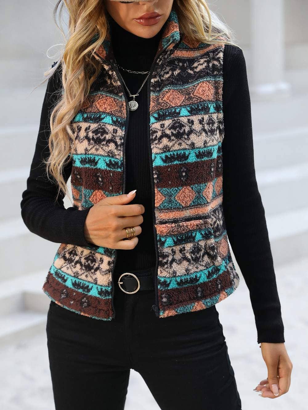 MULTICOLORE gilet in felpa con zip con motivo geometrico in vendita all'ingrosso su Faire1